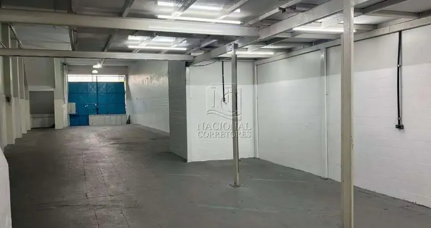 Barracão / Galpão / Depósito para alugar no Utinga, Santo André