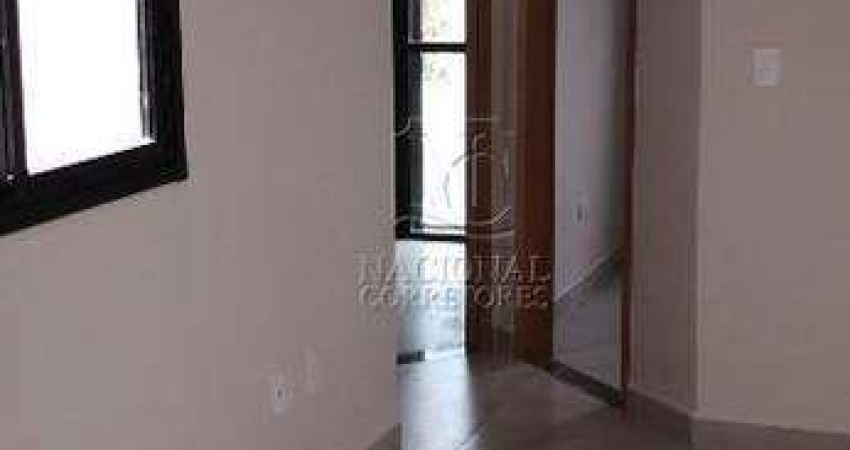 Apartamento sem condomínio Cobertura N°8 fundos COM ELEVADOR no bairro Jardim das Maravilhas em Santo André.
