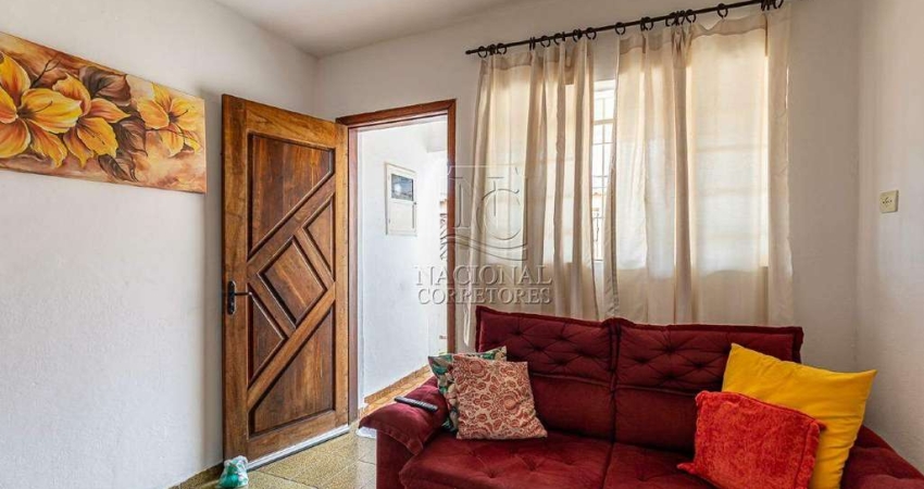 Casa à venda, 2 quartos, 2 vagas, Parque Oratório - Santo André/SP