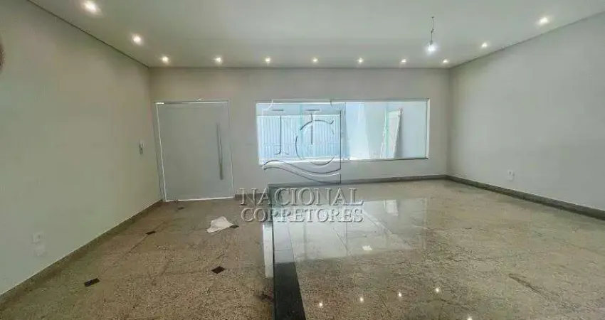 Lindíssimo sobrado à venda na Vila Scarpelli | 2 suítes, 5 vagas e área gourmet