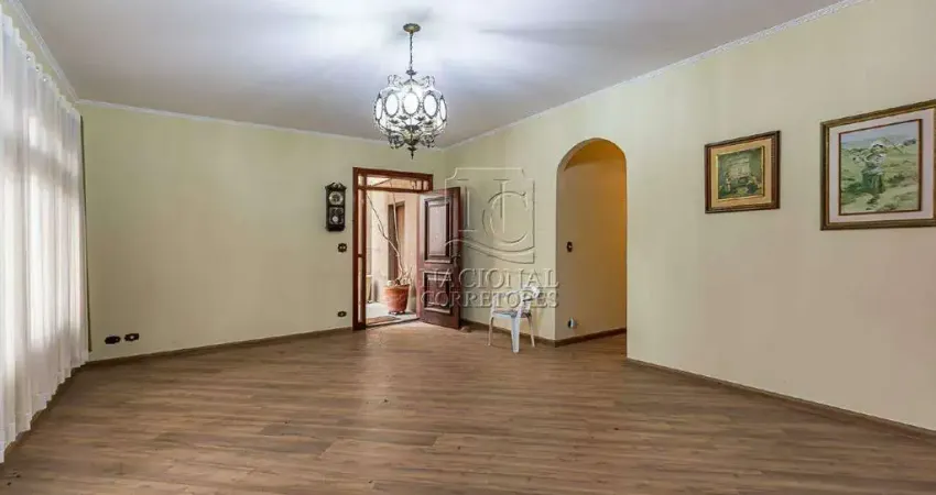 Sobrado amplo à venda na Vila Curuçá com 386m² + casa extra independente!