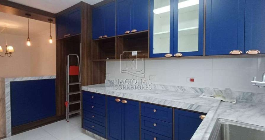 Sobrado à venda, 3 quartos, 1 suíte, 6 vagas, Vila Scarpelli - Santo André/SP