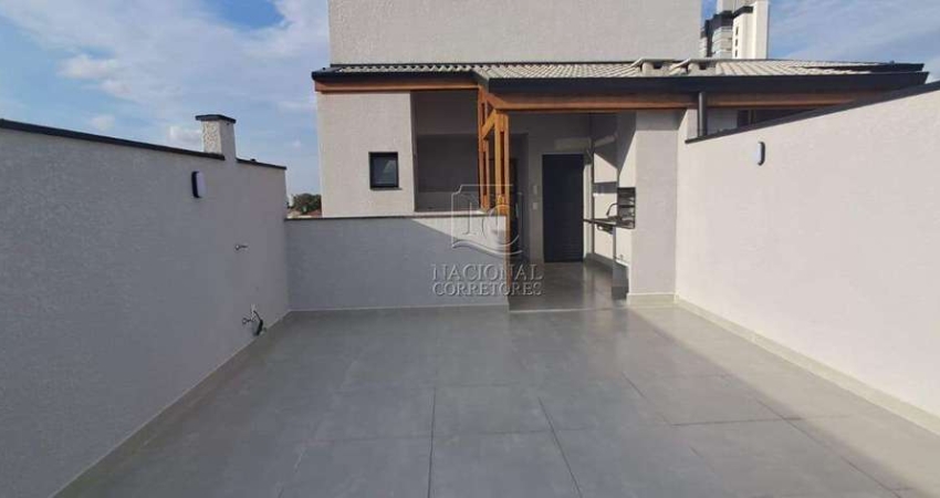 Cobertura sem condomínio no Campestre, com elevador: luxo e espaço para você!