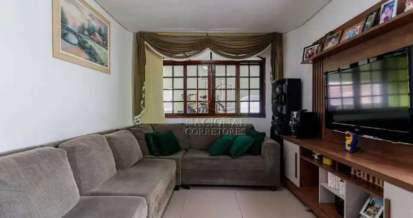 Sobrado à venda, 3 quartos, 1 suíte, 5 vagas, Jardim Santo André CDHU - Santo André/SP