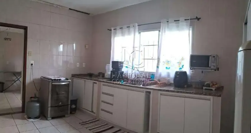 Casa com 4 quartos à venda na Vila Lucinda, Santo André 