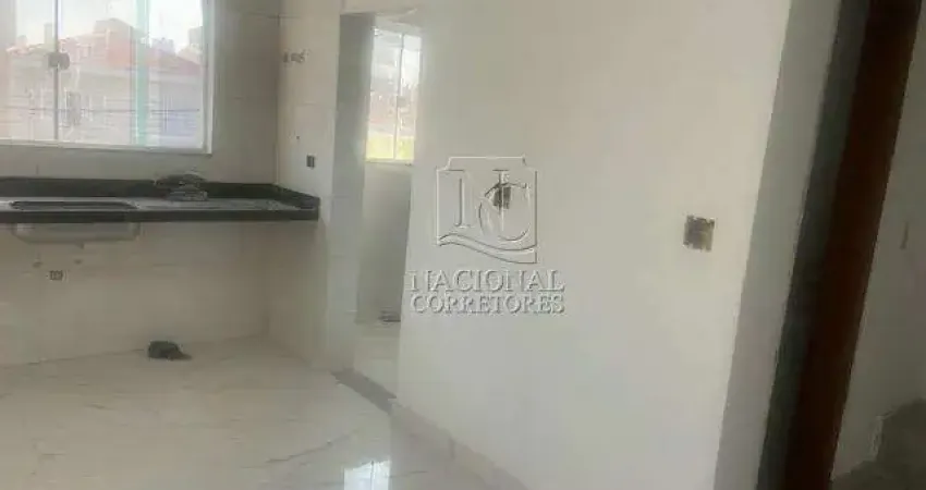 Sobrado à venda no bairro de utinga, condomínio lucio, 110 m² de área construída