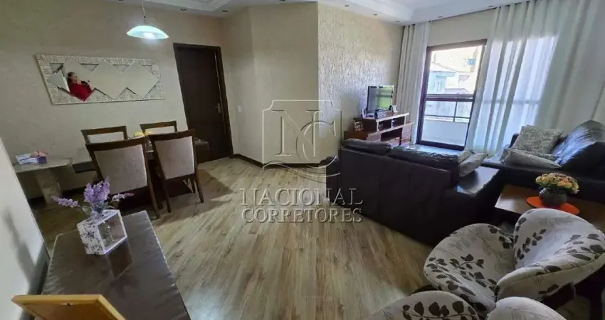 Apartamento de 2 quartos, podendo reverter o closet para um terceiro quarto.