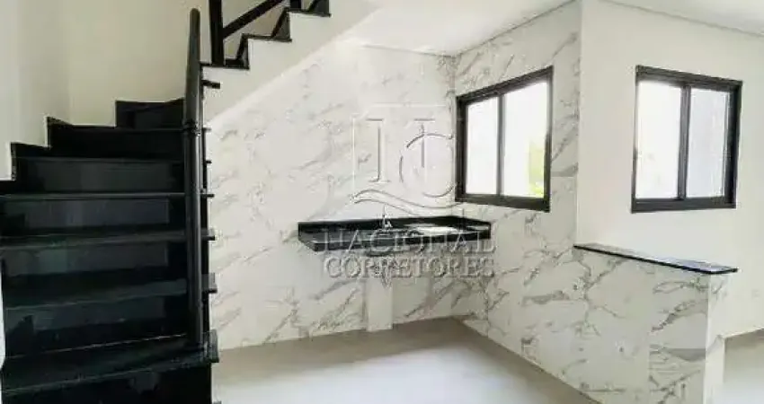 Cobertura com 2 dormitórios e elevador na vila eldizia com 100m² a 550m do parque central!