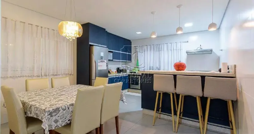 Sobrado amplo com 3 dormitórios e churrasqueira na vila metalúrgica