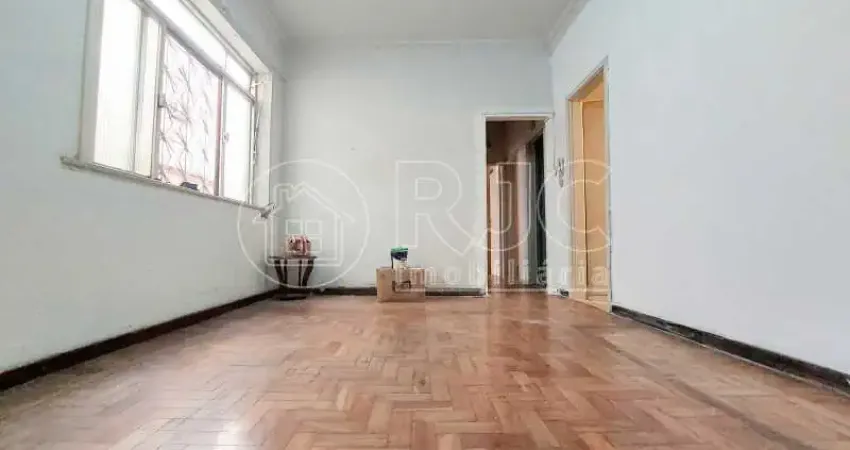 Apartamento térreo com área externa , ideal para quem tem pet