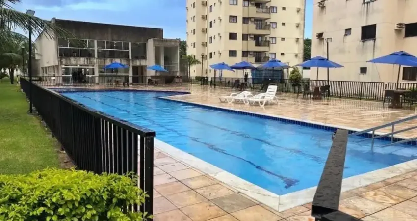 Apartamento à venda no condomínio pan-americano, andar alto.