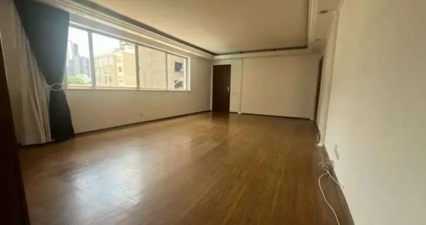 Apartamento de 128m2 com 3 quartos em Vila Mariana - São Paulo - SP.