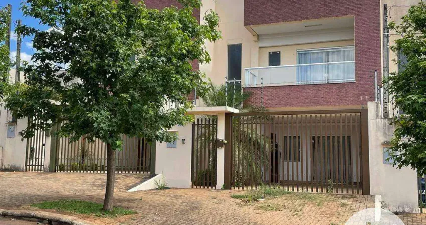 Sobrado à venda, 3 quartos, 1 suíte, 2 vagas, Coqueiral - Cascavel/Pr