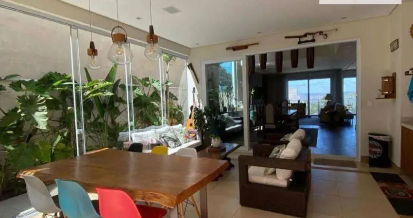 Casa com 4 dormitórios à venda, 400 m² por R$ 2.100.000,00 - Itaqui - Itapevi/SP