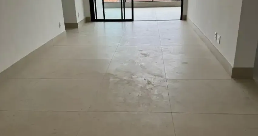 Oportunidade no Bairro Aparecida em Santos/SP: Apartamento de Frente com 03 dormitórios.