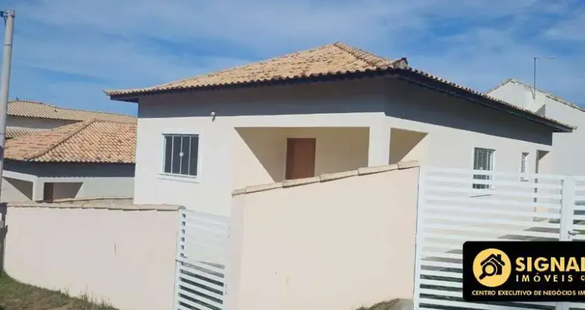 LINDA CASA NO CONDOMÍNIO BOSQUE DO PERÓ - CABO FRIO/RJ