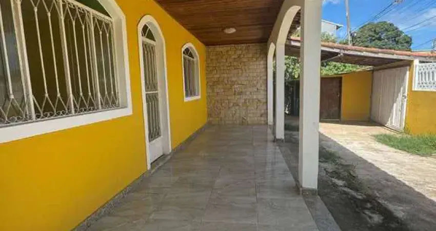 CASA ESPAÇOSA COM 03 DORMITÓRIOS–BALNEÁRIO DAS CONCHAS, SÃO PEDRO DA ALDEIA