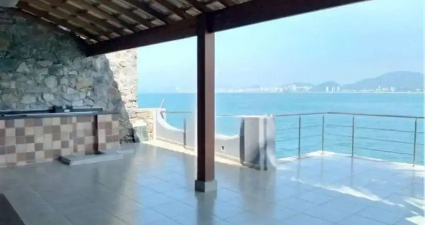 Casa com 3 dormitórios à venda, 404 m² - Condominio Peninsula