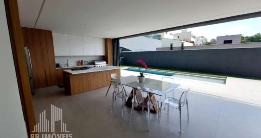 RR6921 LINDA CASA 380m² CONDOMÍNIO VALVILLE II - OPORTUNIDADE - 4 Dorms 6 Vagas - Santana de Parnaíba SP - Ótima Localização - ALPHAVILLE