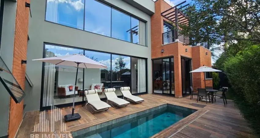 RR7715 Casa 386m² CONDOMÍNIO RESIDENCIAL 9 - OPORTUNIDADE - 3 Suítes 4 Vagas - Santana de Parnaíba, SP - ALPHAVILLE - Ótima Localização