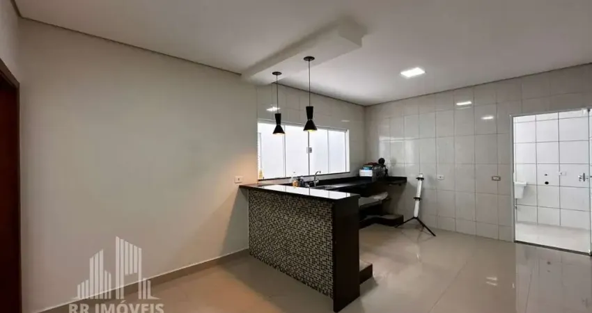 RR0101D CASA A VENDA 170m²  TERRAS DE SANTA BÁRBARA - OPORTUNIDADE - 3 Dorms 4 Vagas - Santa Bárbara D'Oeste, SP - Ótima Localização