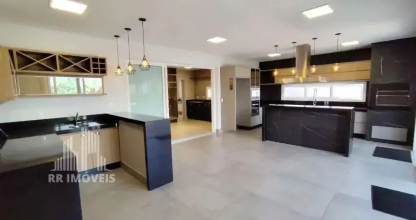 RR0207D CASA A VENDA 322m²  JARDIM PRIMAVERA - OPORTUNIDADE - 3 Suítes 4 Vagas - Nova Odessa, SP - Ótima Localização