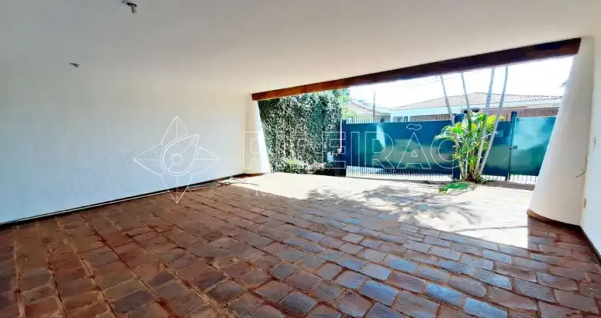 Casa térrea comercial com 3 dormitórios próximo à av. caramuru.