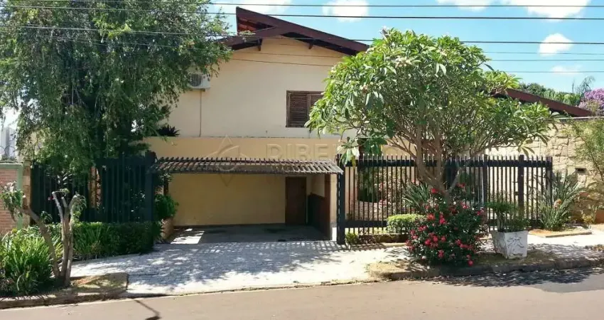 Casa térrea no Bairro Jd. São Luiz com 04 dormitórios sendo 02 suites, sauna, piscina, varanda gourmet com churrasqueira, 04 vagas de garagem.