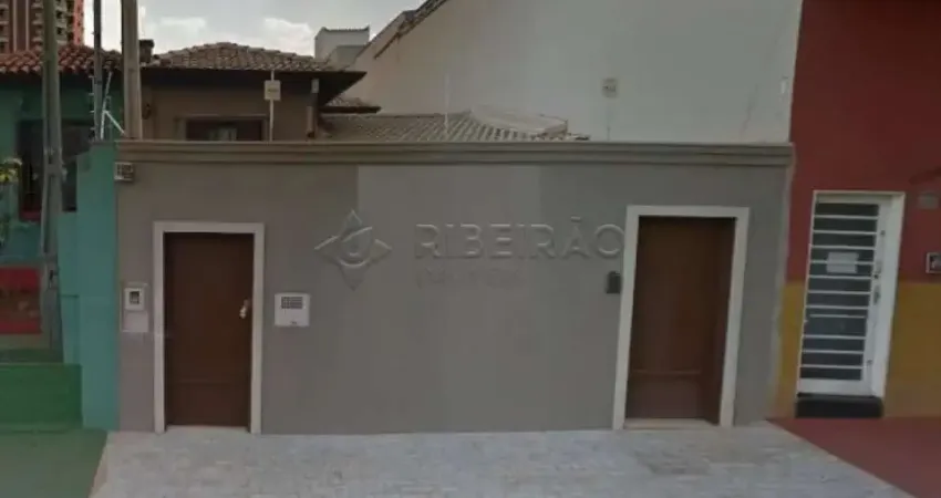 Casa térrea comercial no bairro vila seixas com 04 salas sendo 01 com banheiro privativo, wc feminino e masculino.