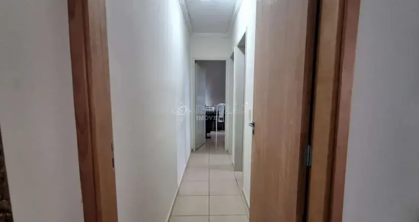 Apartamento à venda 2 dormitórios com armários e ventilador City Ribeirão
