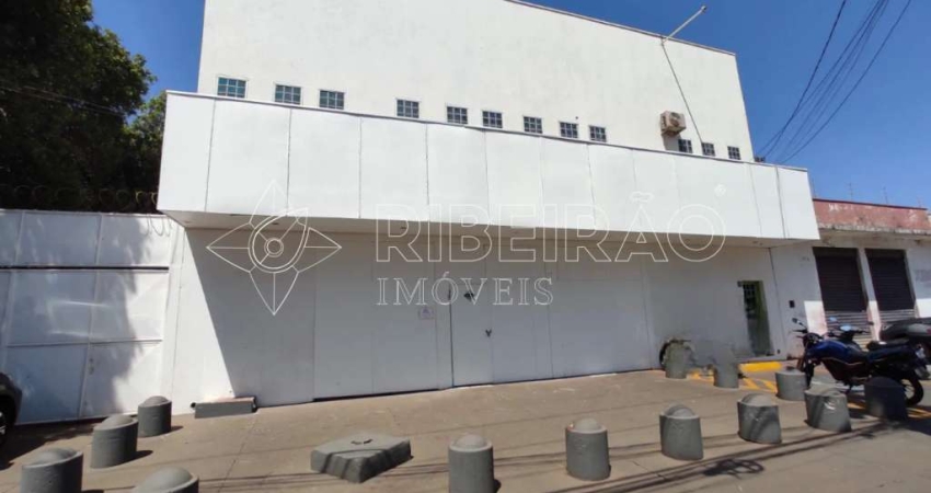 Salão Comercial 374 m² e terreno 900 m² para locação na Av Mogiana