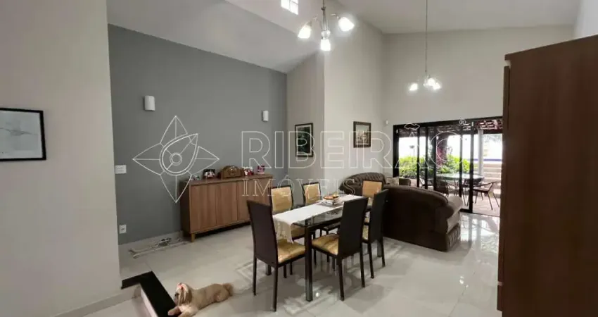 Casa térrea 3 dormitórios e piscina à venda bairro City Ribeirão