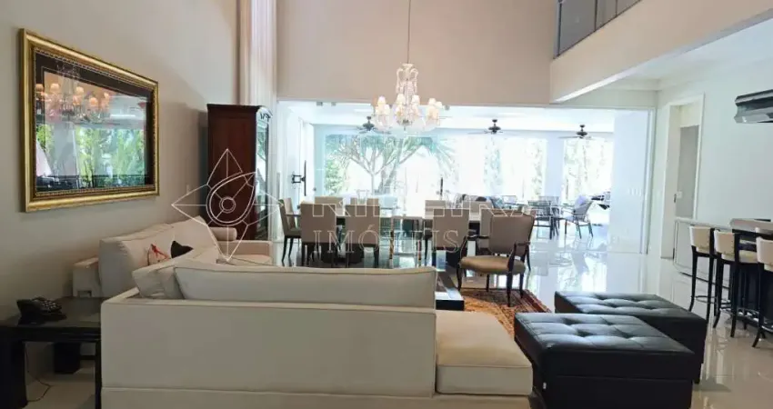 Casa sobrado em condomínio 4 suítes para locação no jardim canadá