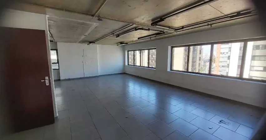 Sala comercial à venda na Avenida Ibijaú, 331, Moema, São Paulo