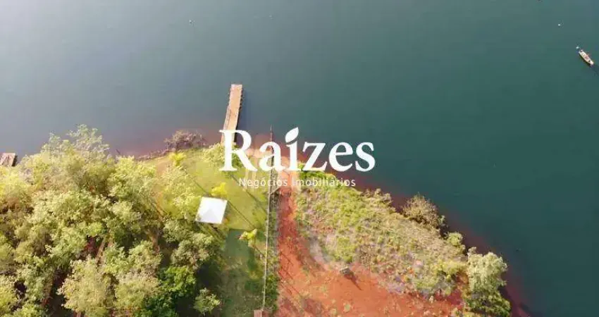 Chácara em condomínio às margens da represa com portaria fechada