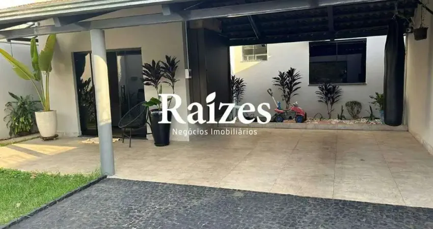 Casa com 3 quartos à venda no Jaraguá, Uberlândia