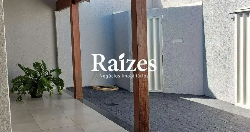 Casa à Venda em Uberlândia (Santa Rosa) – 3 Dormitórios, Varanda Gourmet