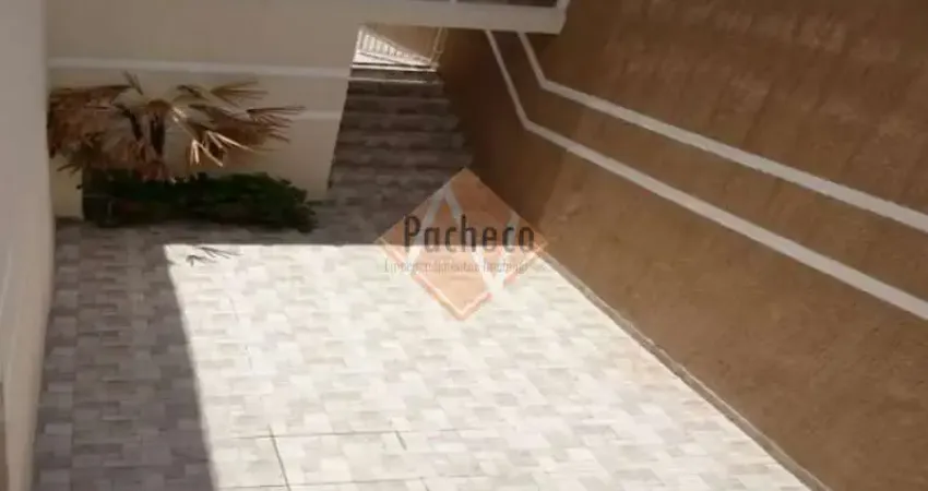 Casa Assobradada na Penha, 140 m², 03 dormitórios, 03 vagas, R$ 830.000,00