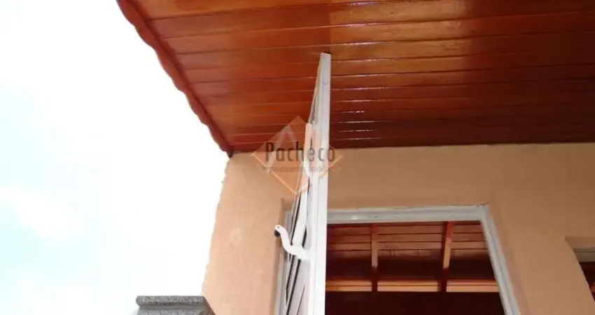Casa Térrea no Centro da Penha, 3 dormitórios, 6 vagas, 398 m², R$1.400.000,00