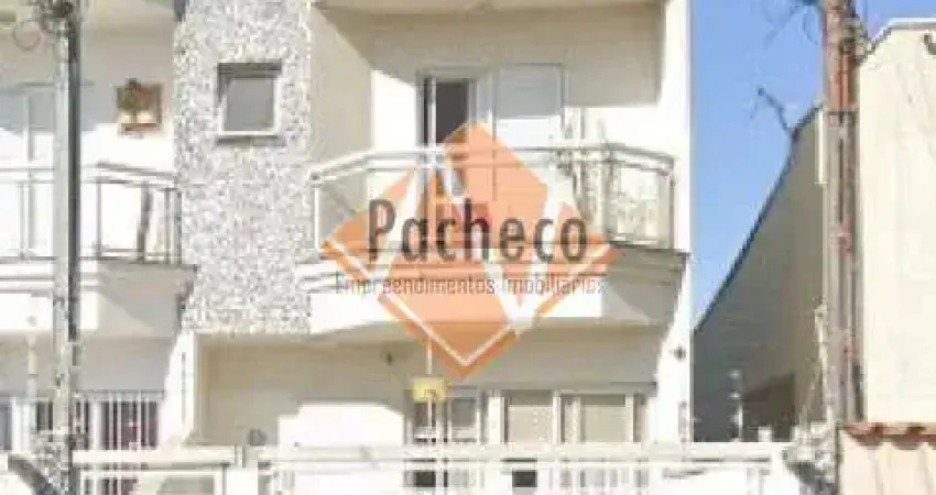 Sobrado na Vila Matilde, 3 dormitórios, 2 vagas, 250m², R$1.197.000,00