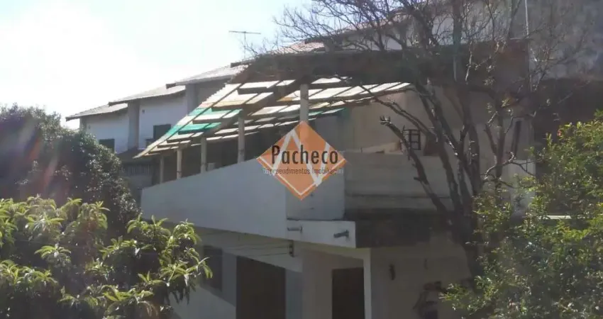 Casa Térrea na Cidade Patriarca, 2 dormitórios, 4 vagas, 150m², R$650.000,00