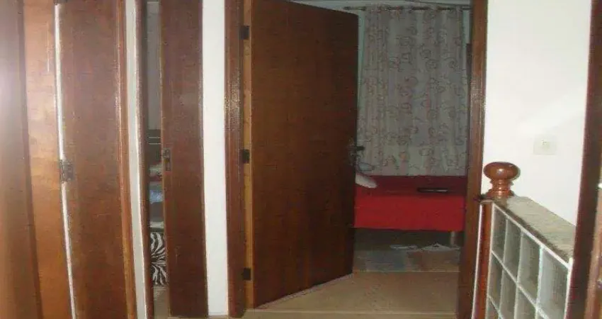 Casa com 3 quartos à venda na Rua Mar de Espanha, --, Vila Nhocune, São Paulo