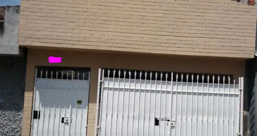 Ampla casa com 6 quartos e 5 banheiros à venda na Vila Medeiros, São Paulo-SP!