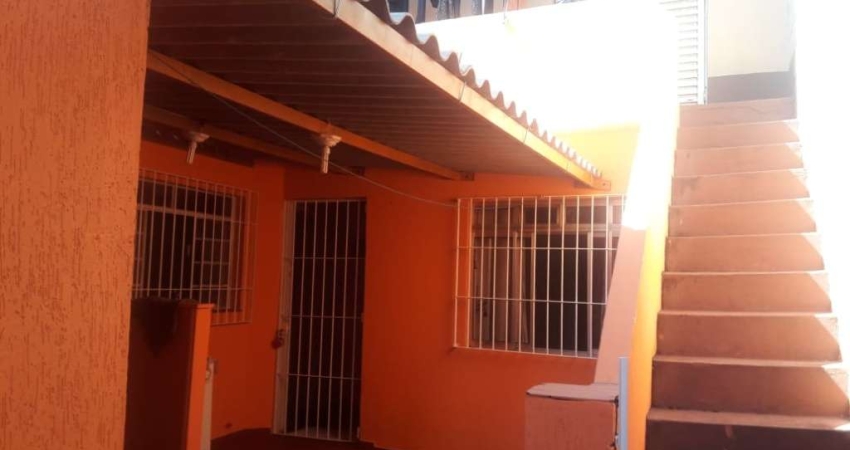 Sobrado em Parque Residencial Oratorio, 150m², 5 Dormitórios.