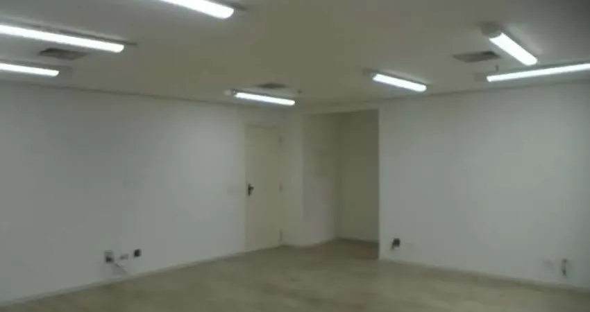 Conjunto Comercial em Moema com 49m²