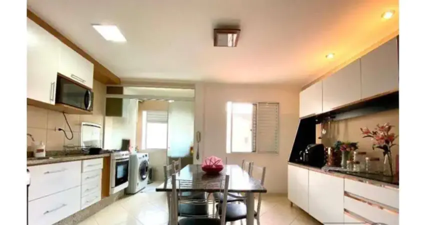 Sobrado em condomínio 3 dormitórios , 1 suíte ,2 vagas , piscina ,vila prudente