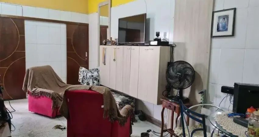 Sobrado à venda na Vila Rio Branco com 240m² 3 dormitórios 1 suíte 2 banheiros 3 vagas