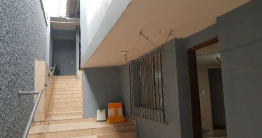 Casa com 3 quartos à venda na Rua Thomaz de Araújo, --, Campo Limpo, São Paulo