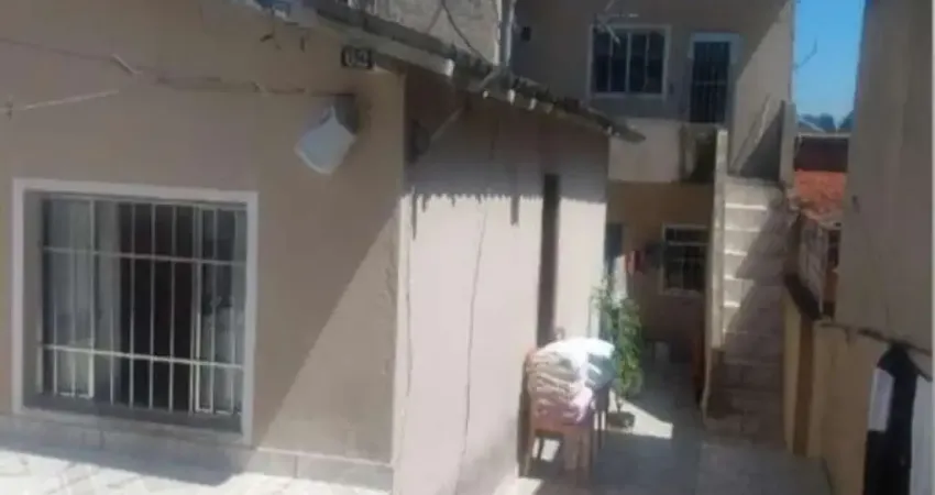 Casa com 4 quartos à venda na Rua Quinze de Novembro, --, Jardim São Salvador, Taboão da Serra