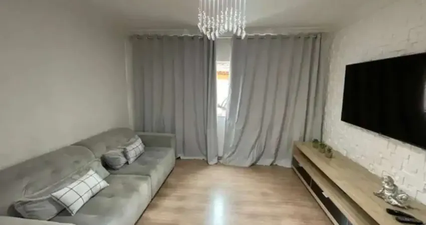 Sobrado com 3 dormitórios sendo 1 suite com 2 banheiros com 2 vagas de garagem